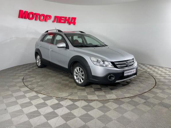 Dongfeng H30 Cross с пробегом 2016 года, цена 550 000 рублей, 124710 км, хэтчбек, Автокод Объявления