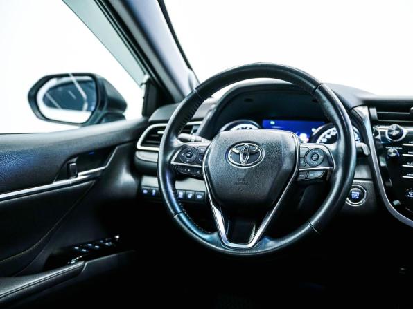 Toyota Camry VIII (XV70) с пробегом 2019 года, цена 3 099 000 рублей, 92399 км, седан, Автокод Объявления