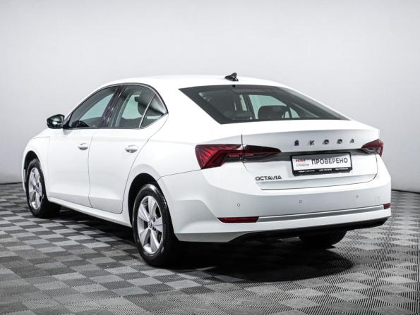Skoda Octavia IV (A8) с пробегом 2021 года, цена 2 199 000 рублей, 66985 км, лифтбек, Автокод Объявления