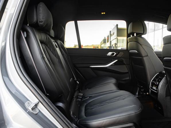 BMW X7 I (G07) Рестайлинг с пробегом 2025 года, цена 19 500 000 рублей, 13 км, внедорожник, Автокод Объявления