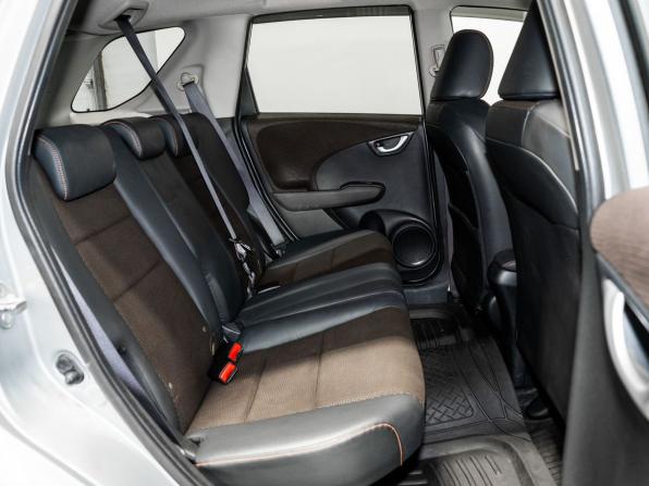 Honda Fit Shuttle I с пробегом 2011 года, цена 1 000 000 рублей, 162300 км, универсал, Автокод Объявления