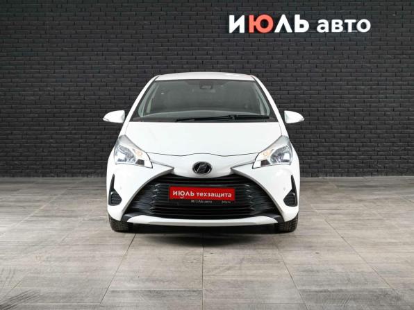 Toyota Vitz III (XP130) Рестайлинг с пробегом 2019 года, цена 1 200 000 рублей, 98004 км, хэтчбек, Автокод Объявления