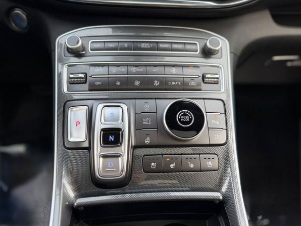 Hyundai Santa Fe IV Рестайлинг с пробегом 2020 года, цена 3 760 000 рублей, 38542 км, внедорожник, Автокод Объявления