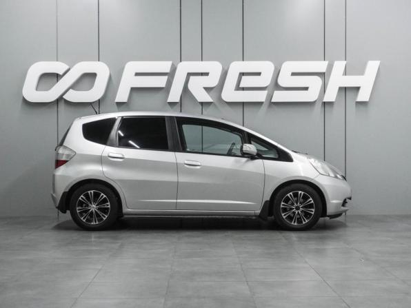 Honda Jazz II с пробегом 2009 года, цена 749 000 рублей, 140810 км, хэтчбек, Автокод Объявления