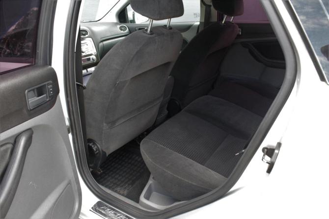 Ford Focus II Рестайлинг с пробегом 2009 года, цена 635 000 рублей, 205122 км, седан, Автокод Объявления
