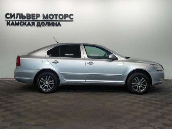 Skoda Octavia II (A5) Рестайлинг с пробегом 2011 года, цена 710 000 рублей, 165000 км, лифтбек, Автокод Объявления