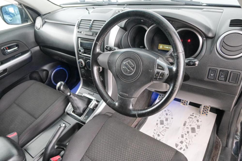 Suzuki Escudo III Красноярск  - изображение 9
