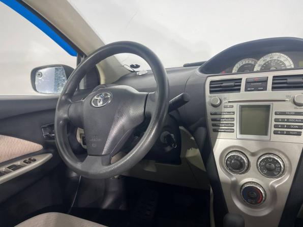 Toyota Yaris II с пробегом 2006 года, цена 509 000 рублей, 149271 км, седан, Автокод Объявления