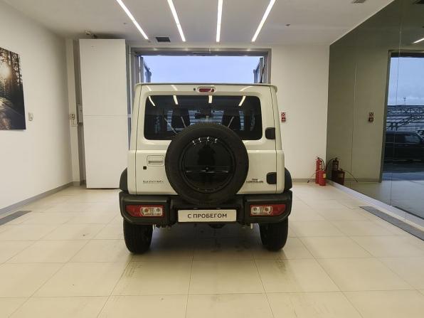 Suzuki Jimny IV с пробегом 2019 года, цена 1 900 000 рублей, 50000 км, внедорожник, Автокод Объявления