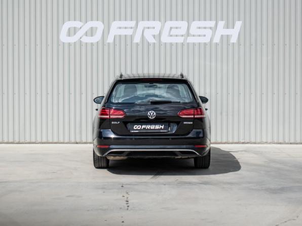 Volkswagen Golf VII Рестайлинг с пробегом 2018 года, цена 1 570 000 рублей, 182610 км, универсал, Автокод Объявления