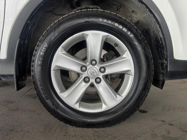 Toyota RAV4 IV (XA40) с пробегом 2013 года, цена 2 085 000 рублей, 174300 км, внедорожник, Автокод Объявления