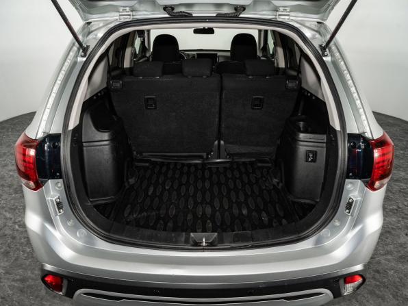 Mitsubishi Outlander III Рестайлинг 3 с пробегом 2018 года, цена 1 880 500 рублей, 161571 км, внедорожник, Автокод Объявления
