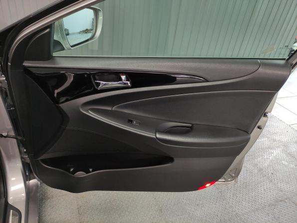Hyundai Sonata VI (YF) с пробегом 2011 года, цена 1 299 000 рублей, 158500 км, седан, Автокод Объявления
