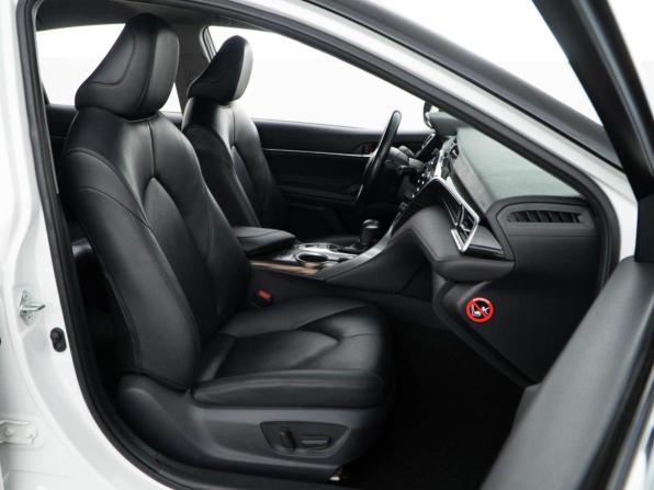 Toyota Camry VIII (XV70) с пробегом 2020 года, цена 3 010 111 рублей, 128817 км, седан, Автокод Объявления