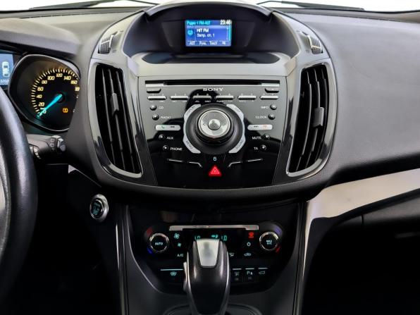 Ford Kuga II с пробегом 2014 года, цена 1 290 000 рублей, 157027 км, внедорожник, Автокод Объявления