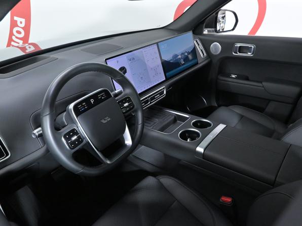 Li Auto (Lixiang) L7 I Рестайлинг с пробегом 2024 года, цена 7 350 000 рублей, 12900 км, внедорожник, Автокод Объявления