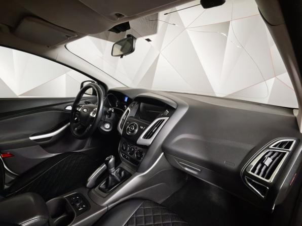 Ford Focus III с пробегом 2013 года, цена 631 000 рублей, 210319 км, универсал, Автокод Объявления