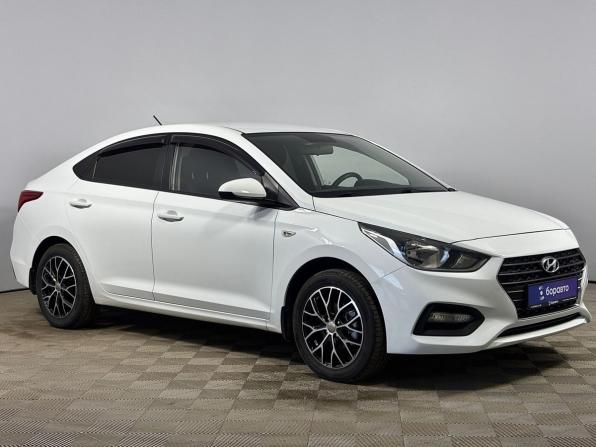 Hyundai Solaris II с пробегом 2018 года, цена 1 195 000 рублей, 117754 км, седан, Автокод Объявления