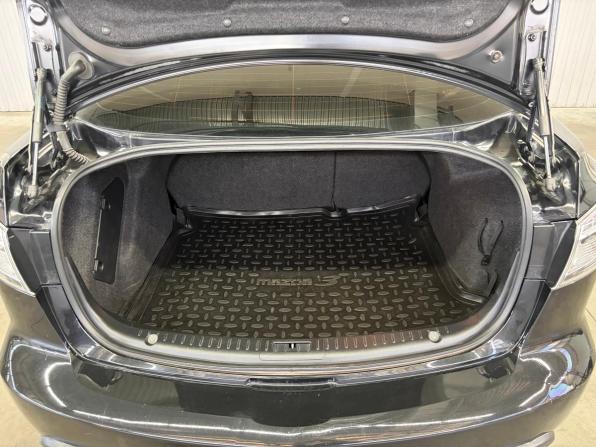 Mazda 3 II (BL) с пробегом 2011 года, цена 937 000 рублей, 195372 км, седан, Автокод Объявления