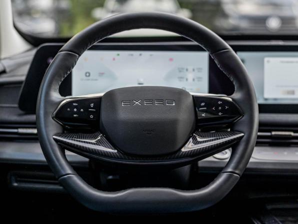 Exeed LX I Рестайлинг 2 с пробегом 2024 года, цена 2 156 000 рублей, 32563 км, внедорожник, Автокод Объявления