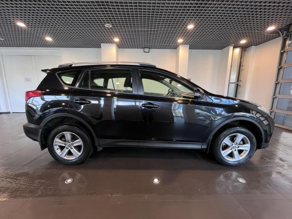 Toyota RAV4 IV (XA40) с пробегом 2015 года, цена 1 900 000 рублей, 240886 км, внедорожник, Автокод Объявления