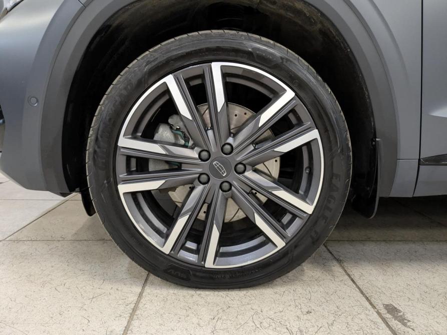 Geely Monjaro I Москва  - изображение 12