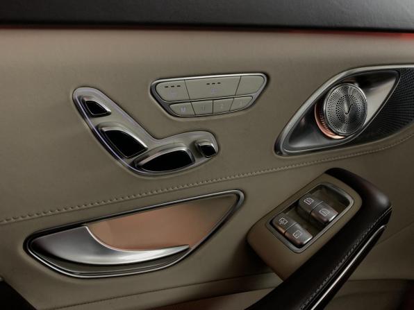 Mercedes-Benz Maybach S-Класс I (X222) Рестайлинг с пробегом 2019 года, цена 3 333 000 рублей, 554149 км, седан, Автокод Объявления