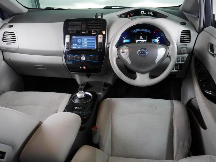 Nissan Leaf I (ZE0/AZE0) Воронеж  - изображение 6