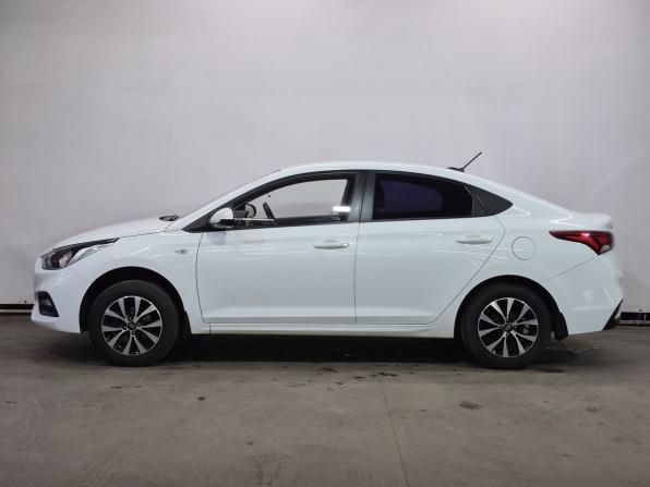 Hyundai Solaris II с пробегом 2017 года, цена 1 130 000 рублей, 87676 км, седан, Автокод Объявления