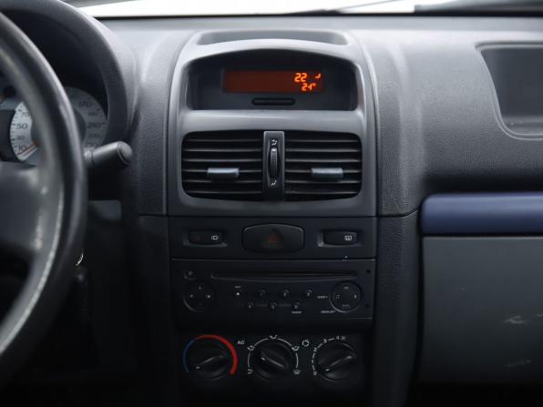 Renault Symbol I Рестайлинг 2 с пробегом 2007 года, цена 270 000 рублей, 148144 км, седан, Автокод Объявления