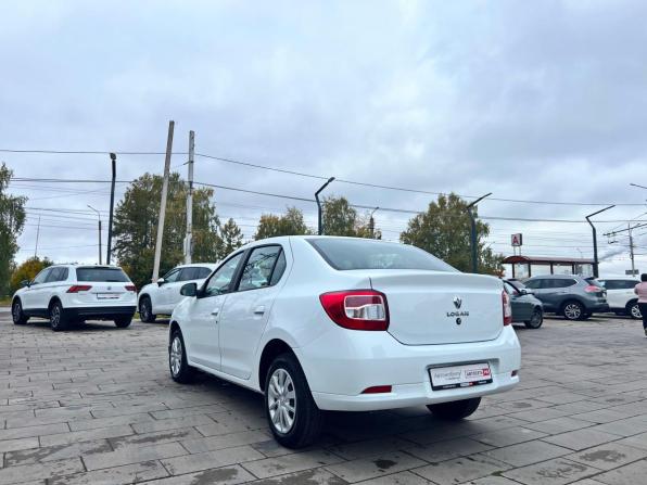 Renault Logan II Рестайлинг с пробегом 2022 года, цена 920 000 рублей, 133954 км, седан, Автокод Объявления