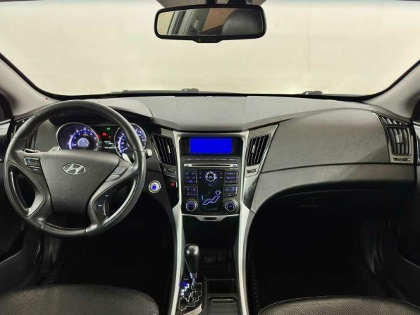 Hyundai Sonata VI (YF) с пробегом 2011 года, цена 975 000 рублей, 204261 км, седан, Автокод Объявления