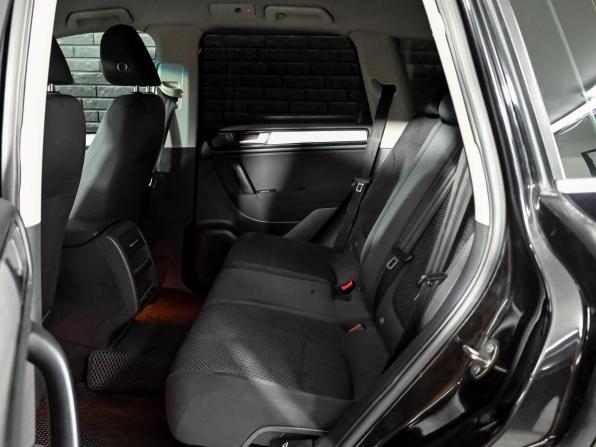 Volkswagen Touareg II с пробегом 2011 года, цена 1 620 000 рублей, 264190 км, внедорожник, Автокод Объявления