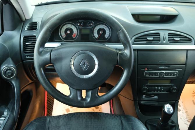 Renault Laguna II Рестайлинг с пробегом 2007 года, цена 569 000 рублей, 142200 км, лифтбек, Автокод Объявления