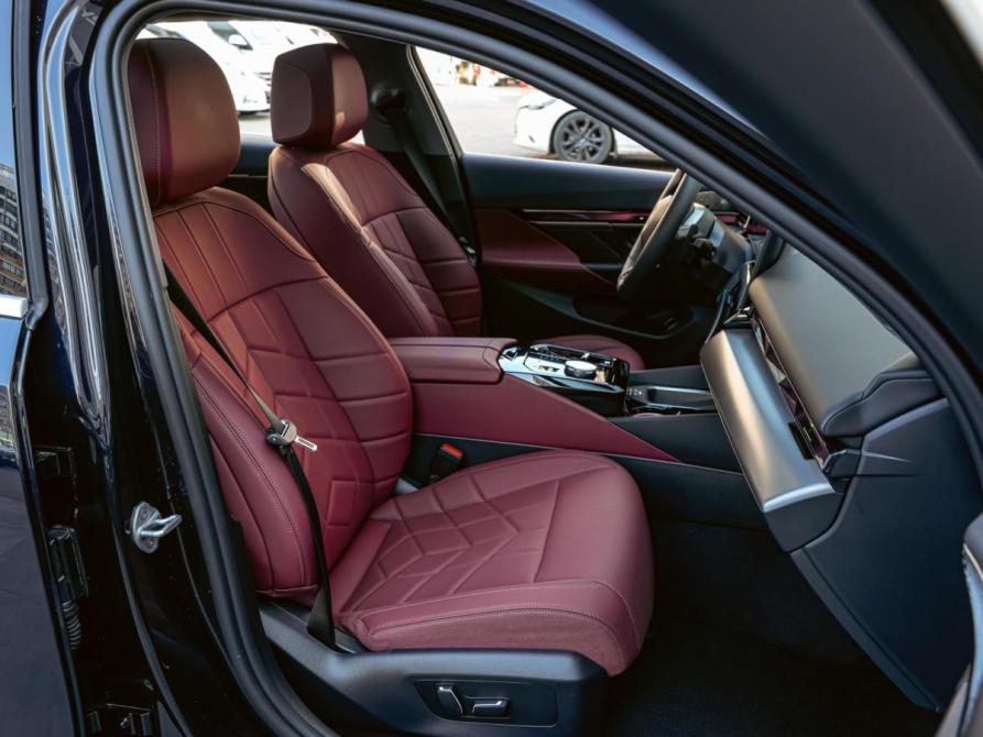 BMW 5 серии VIII (G60/G61/G68) Краснодар  - изображение 10