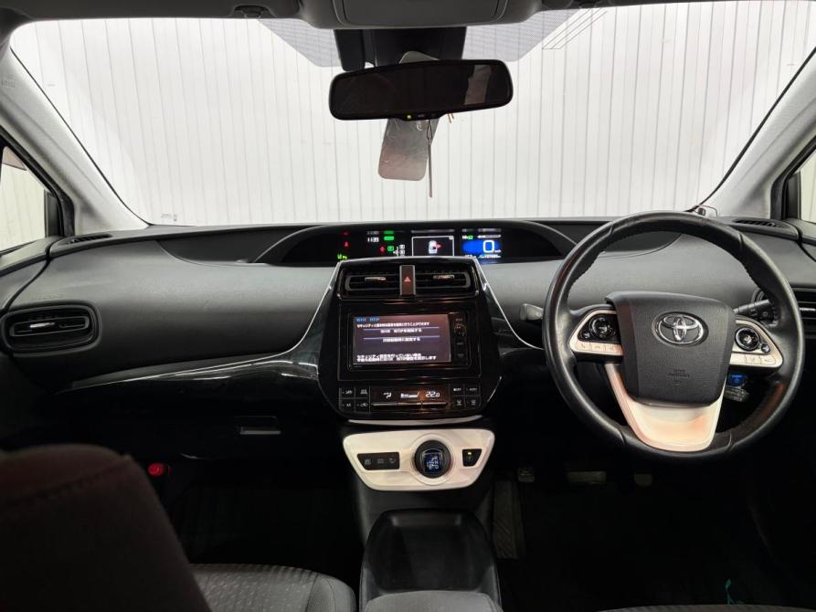 Toyota Prius IV (XW50) Краснодар  - изображение 9