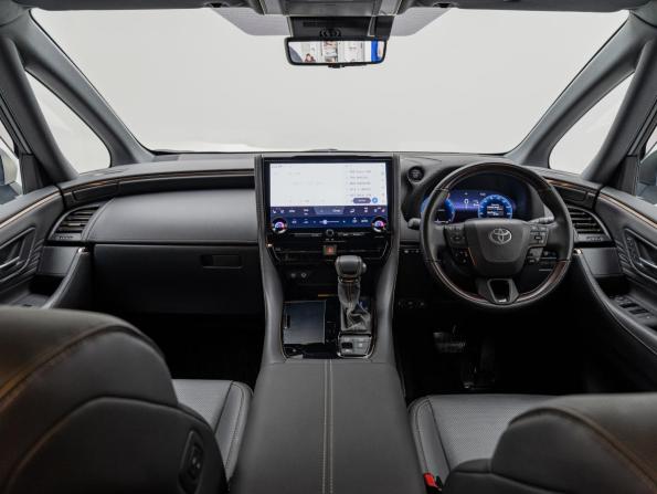 Toyota Alphard IV с пробегом 2024 года, цена 9 490 000 рублей, 29829 км, минивэн, Автокод Объявления