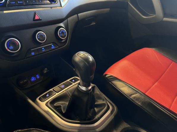 Hyundai Creta I с пробегом 2016 года, цена 1 543 000 рублей, 171072 км, внедорожник, Автокод Объявления