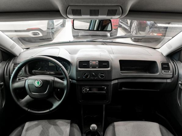 Skoda Fabia II Рестайлинг с пробегом 2012 года, цена 459 000 рублей, 210722 км, хэтчбек, Автокод Объявления