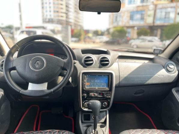 Renault Duster I с пробегом 2012 года, цена 770 000 рублей, 209281 км, внедорожник, Автокод Объявления