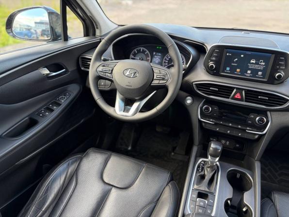 Hyundai Santa Fe IV с пробегом 2018 года, цена 2 465 000 рублей, 173100 км, внедорожник, Автокод Объявления