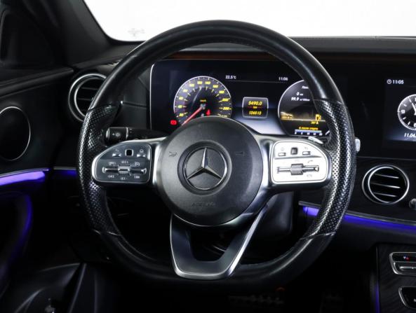 Mercedes-Benz E-Класс V (W213 S213 C238) с пробегом 2019 года, цена 3 190 000 рублей, 126513 км, седан, Автокод Объявления