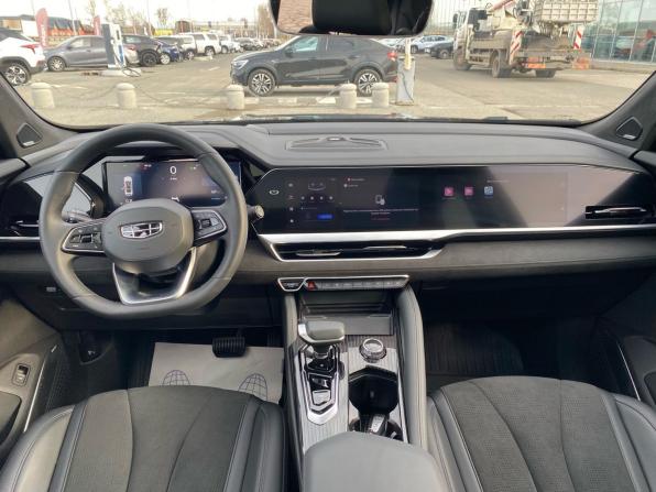 Geely Monjaro I с пробегом 2024 года, цена 3 689 000 рублей, 3959 км, внедорожник, Автокод Объявления