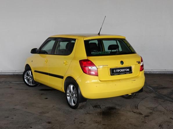 Skoda Fabia II с пробегом 2010 года, цена 710 000 рублей, 99081 км, хэтчбек, Автокод Объявления