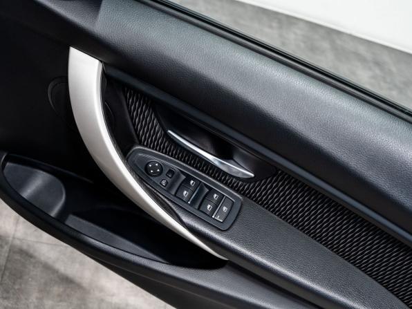 BMW 3 серии VI (F3x) Рестайлинг с пробегом 2017 года, цена 1 480 000 рублей, 153000 км, универсал, Автокод Объявления