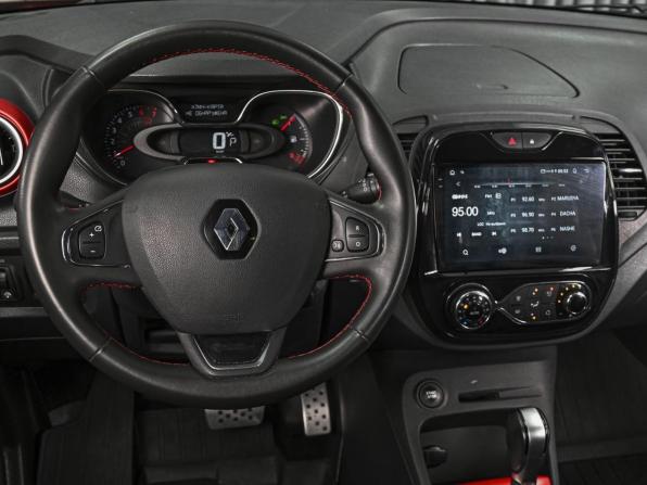 Renault Kaptur I с пробегом 2018 года, цена 1 378 000 рублей, 96773 км, внедорожник, Автокод Объявления