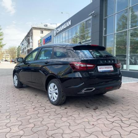 Lada (ВАЗ) Vesta I Рестайлинг (NG) с пробегом 2024 года, цена 1 440 000 рублей, 15600 км, универсал, Автокод Объявления