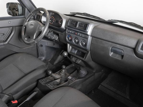 Lada (ВАЗ) Niva Legend с пробегом 2025 года, цена 1 350 000 рублей, 7631 км, внедорожник, Автокод Объявления