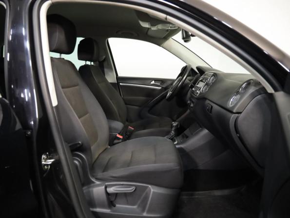 Volkswagen Tiguan I Рестайлинг с пробегом 2012 года, цена 1 099 000 рублей, 206678 км, внедорожник, Автокод Объявления