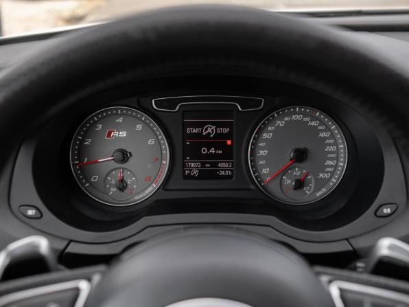 Audi RS Q3 I (8U) с пробегом 2013 года, цена 2 075 000 рублей, 179073 км, внедорожник, Автокод Объявления